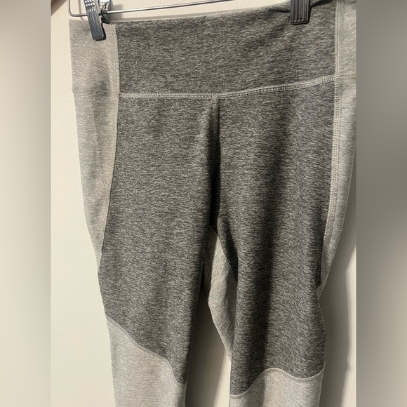 Outdoor Voices Two Tone Marled Grey White Leggings 25" Inseam Size Small - Picture 7 of 9